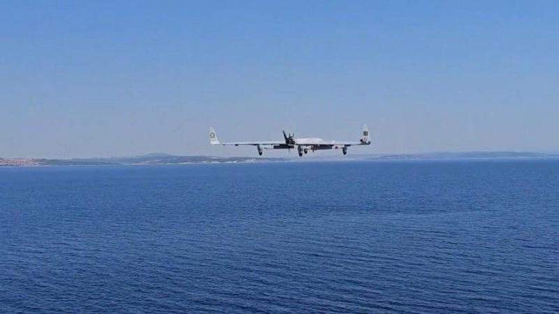 Bayraktar KALKAN, TCG Anadolu ve Burgazada'da test uçuşu gerçekleştirdi