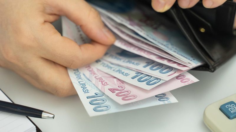 Akaryakıtta 3 zam birden: 35 milyon araç sürücüsünü etkileyecek