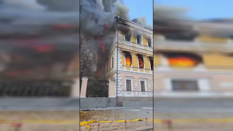 Ukrayna'da Rus saldırısı: Bilimler Akademisi vuruldu