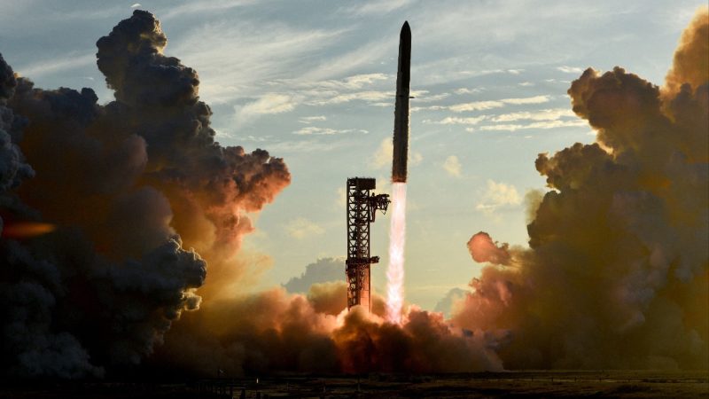 SpaceX'in Starship roketi ilk kez yörüngeye ulaştı