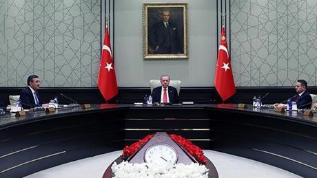 Kabine toplandı: Fon soruşturması ve dış politika masada