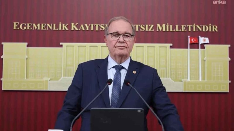 CHP'de istifalar başladı: Faik Öztrak dernekten ayrıldı
